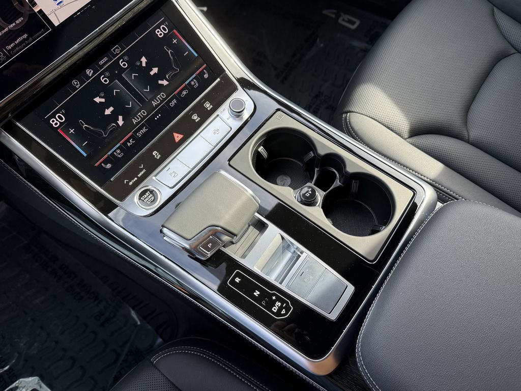 Used 2025 Audi Q7 3.0T Premium Plus AWD/4WD image 28