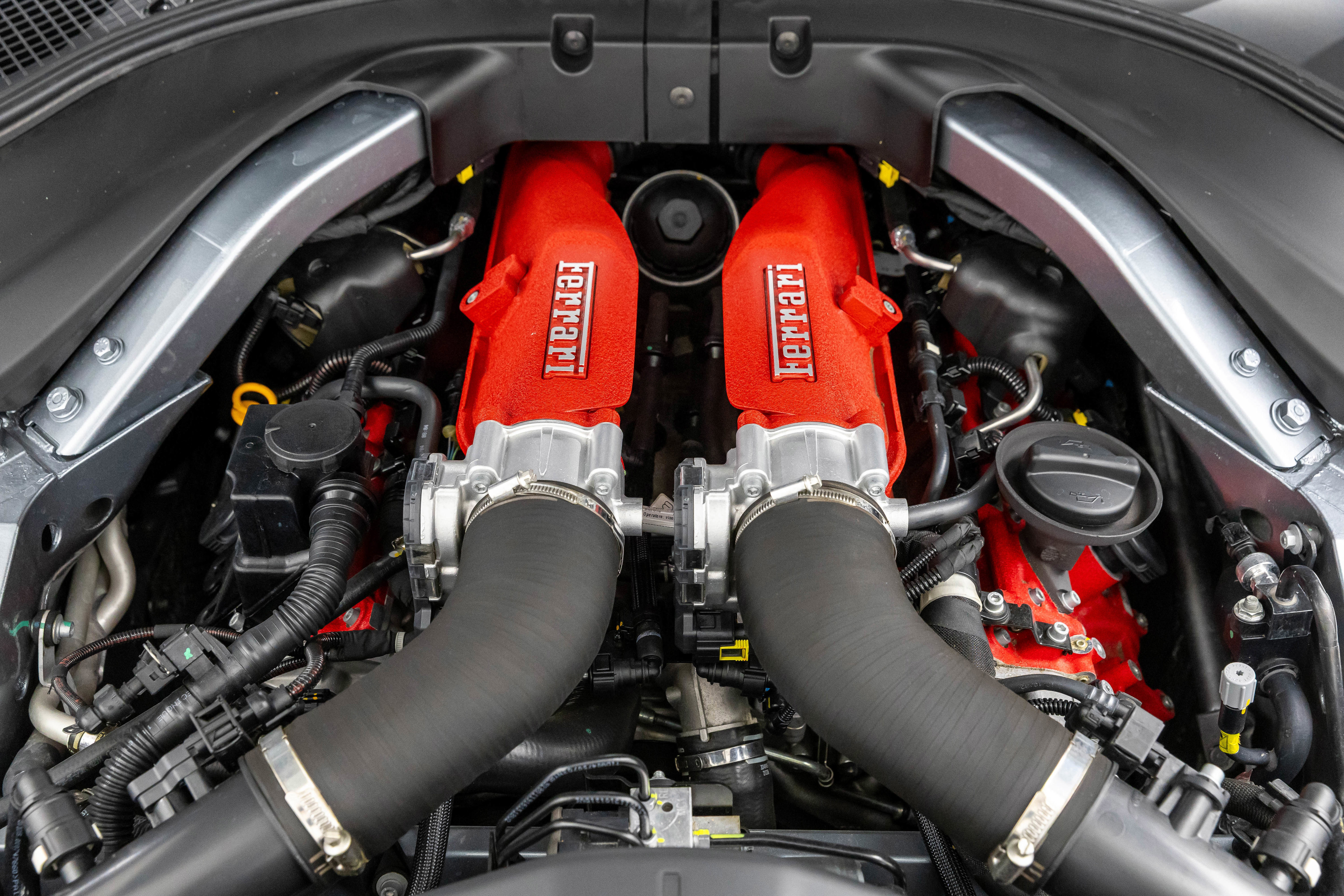 Certified 2019 Ferrari Portofino RWD image 52