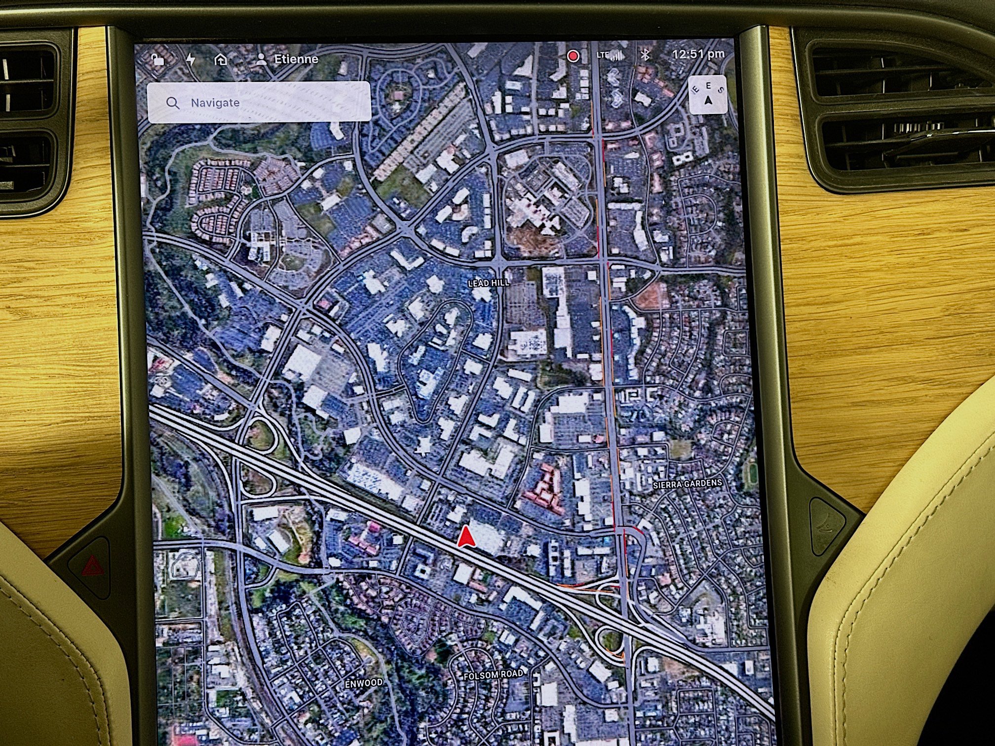 Used 2018 Tesla Model X 75D AWD/4WD image 21