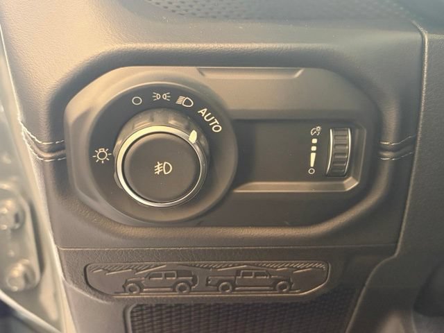 New 2026 Jeep Wrangler Unlimited Rubicon 392 w/ Quick Order Package 27X Moab AWD/4WD image 26