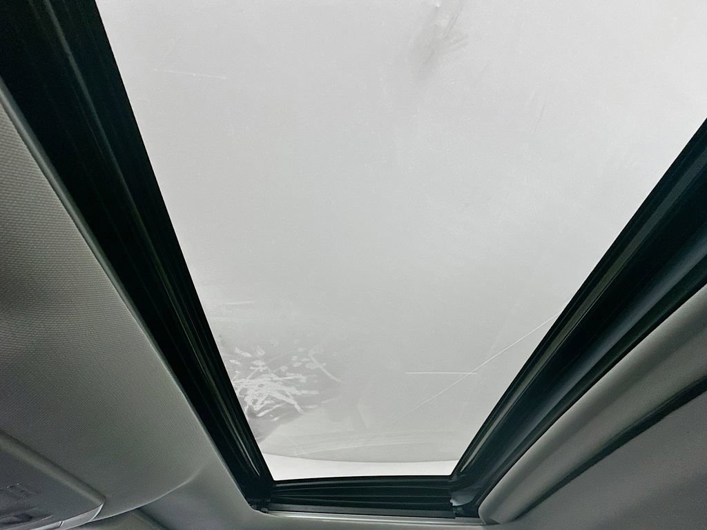 Used 2022 Toyota Highlander XLE image 20