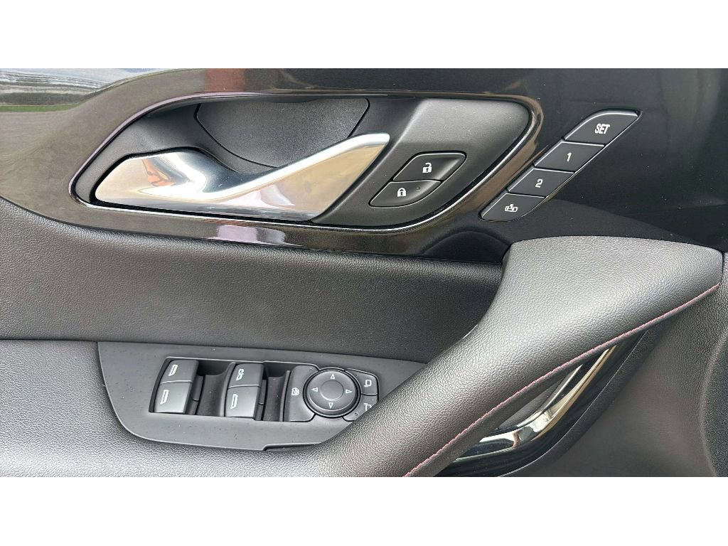 Used 2021 Chevrolet Blazer RS w/ Enhanced Convenience Package image 16