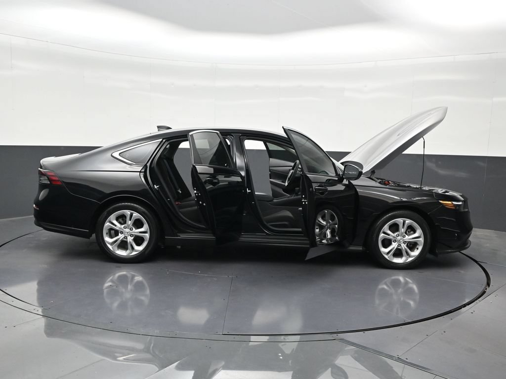 Used 2023 Honda Accord LX image 35