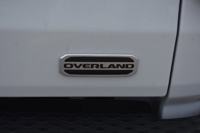 Used 2023 Jeep Gladiator Overland image 7