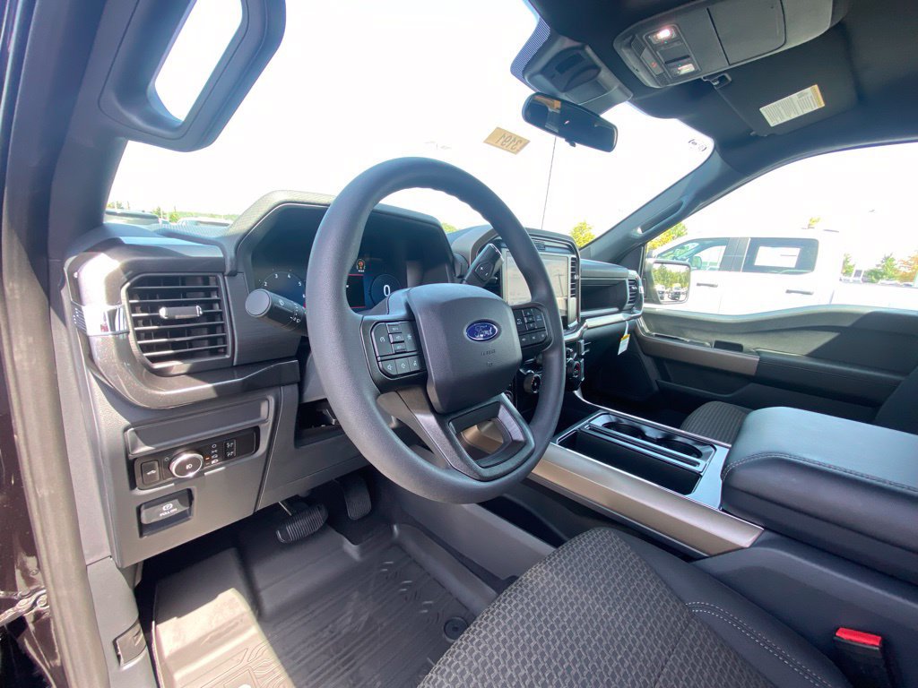 New 2026 Ford F150 STX w/ Equipment Group 201A FX4 AWD/4WD image 9