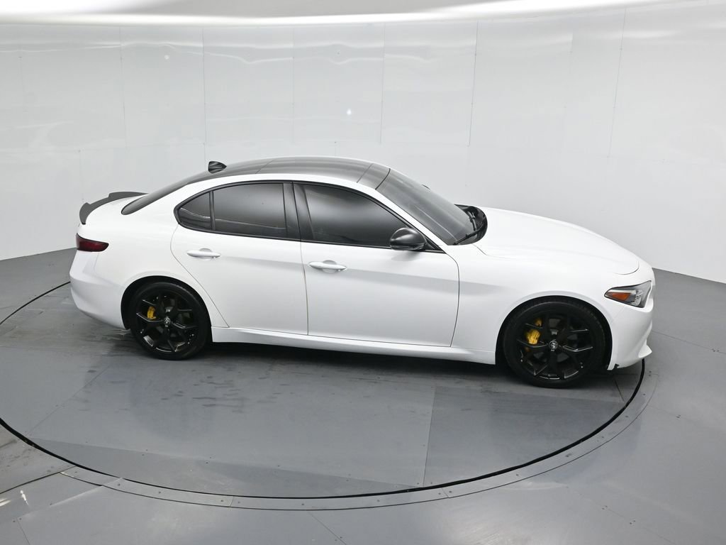 Used 2021 Alfa Romeo Giulia Ti w/ Nero Edizione image 54