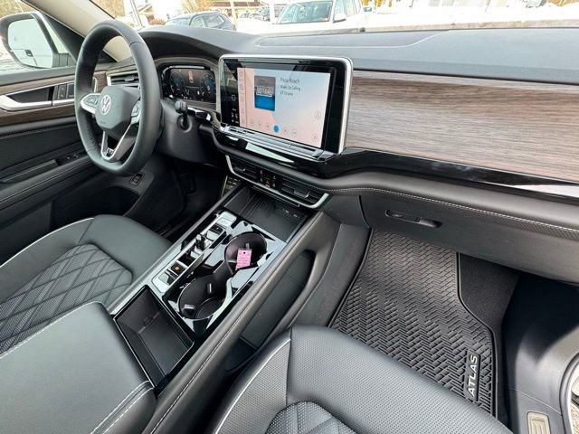 New 2026 Volkswagen Atlas SEL Premium R-Line image 30