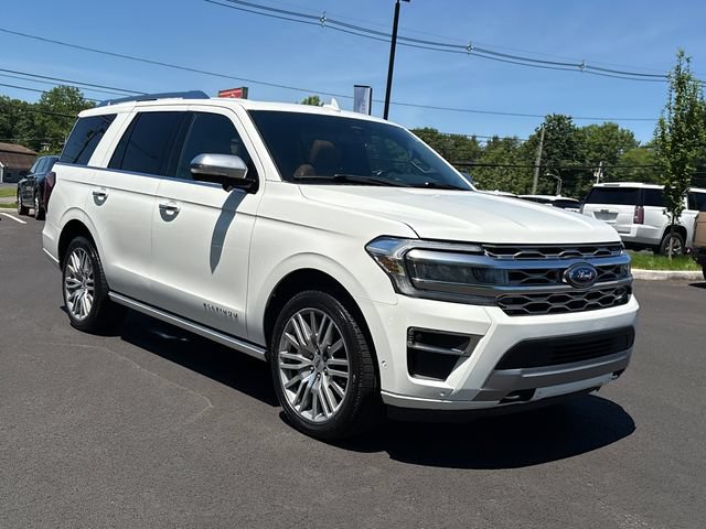 Used 2022 Ford Expedition Platinum AWD/4WD image 5