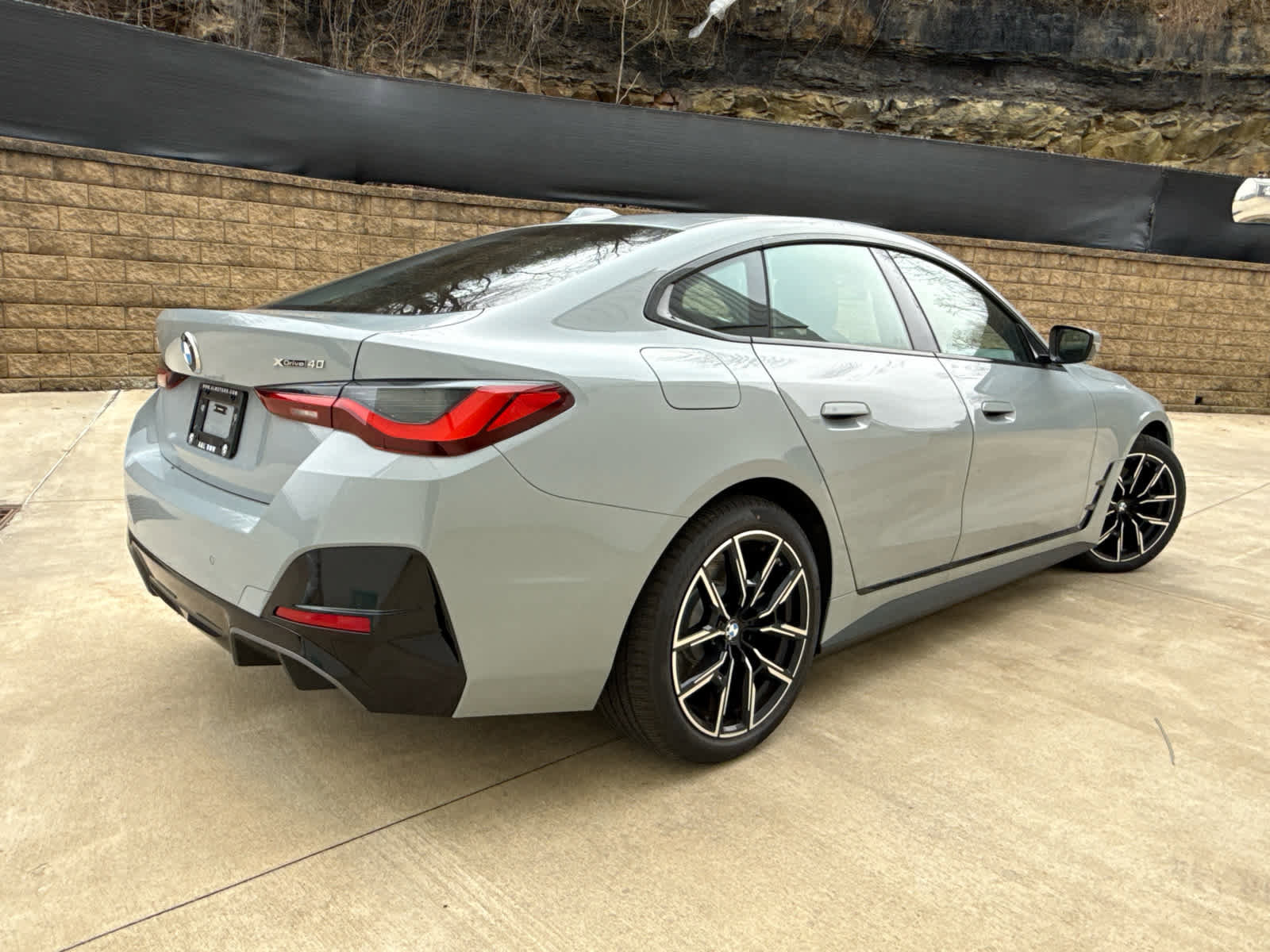 New 2026 BMW i4 xDrive40i w/ M Sport Package image 3