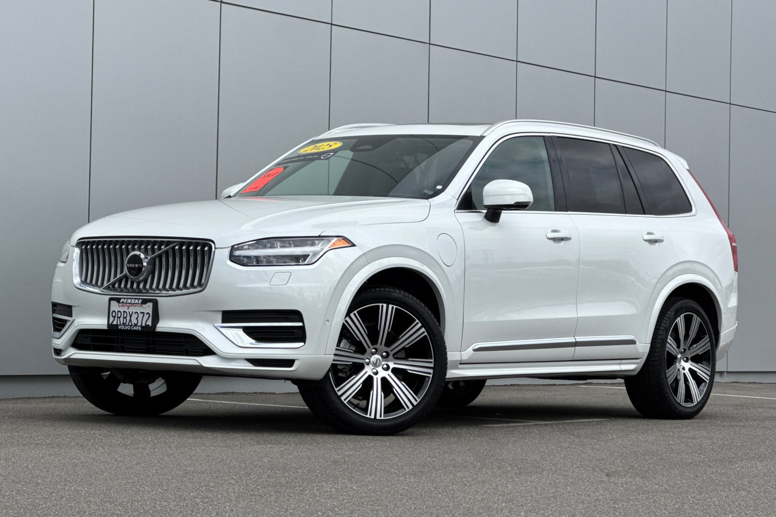 Used 2025 Volvo XC90 T8 Ultra w/ Protection Package