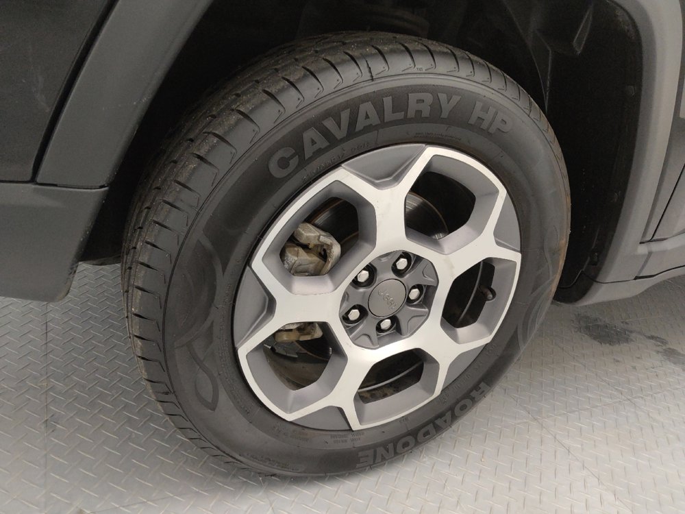 Used 2022 Jeep Compass Trailhawk w/ Trailhawk Convenience Group image 31