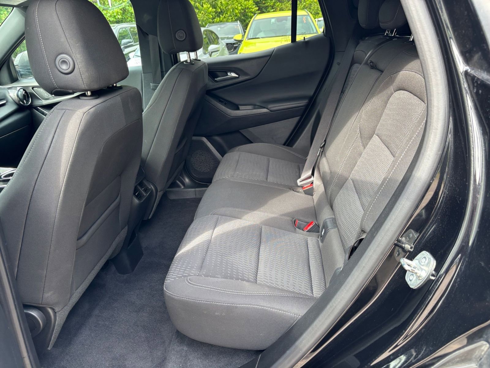Used 2025 Chevrolet Equinox LT FWD image 24