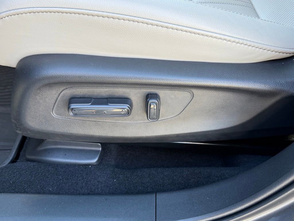 Certified 2026 Honda HR-V EX-L image 33