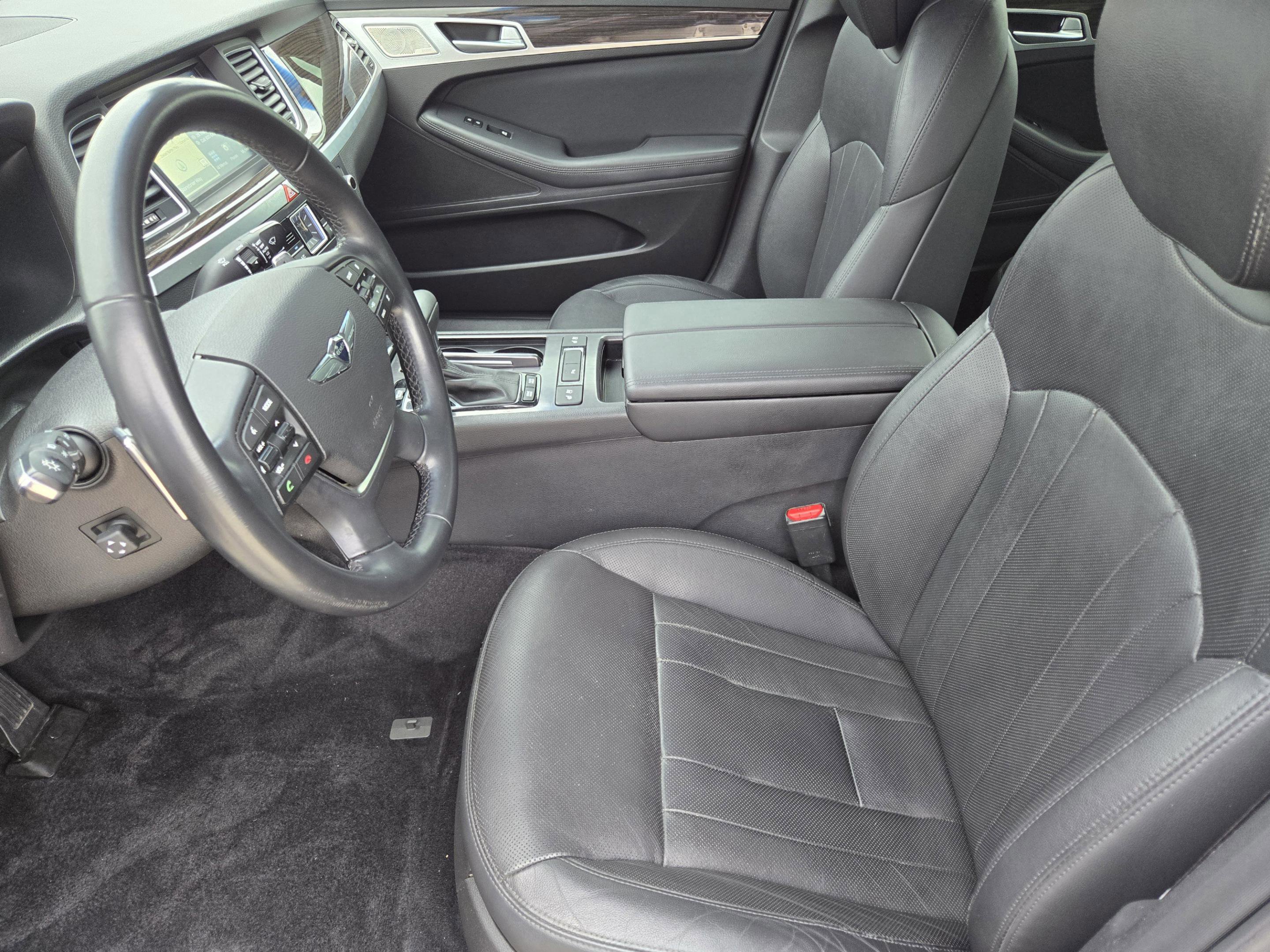 Used 2018 Genesis G80 3.8 w/ Option Group 02 RWD image 9
