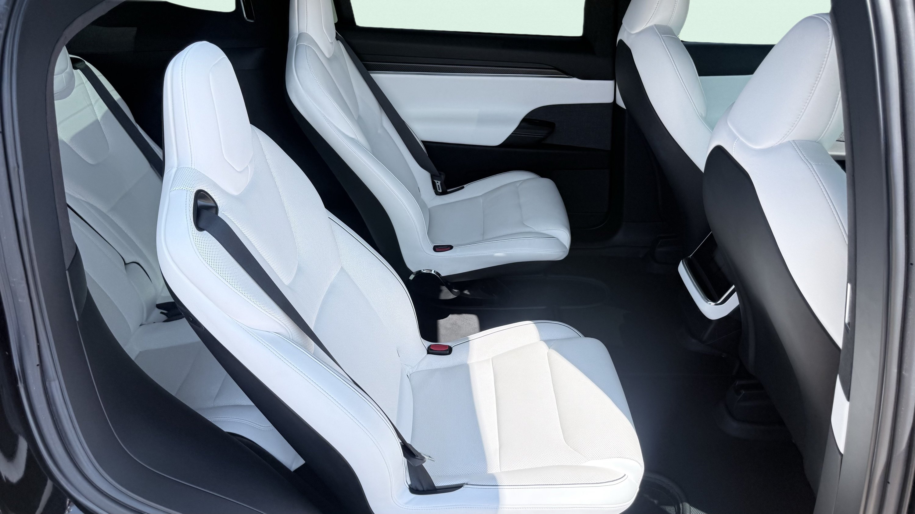 Used 2022 Tesla Model X Plaid AWD/4WD image 38