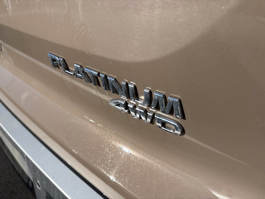 Used 2023 Nissan Pathfinder Platinum AWD/4WD image 3