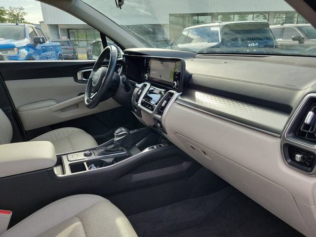 Used 2022 Kia Sorento S w/ Panoramic Sunroof Package FWD image 35