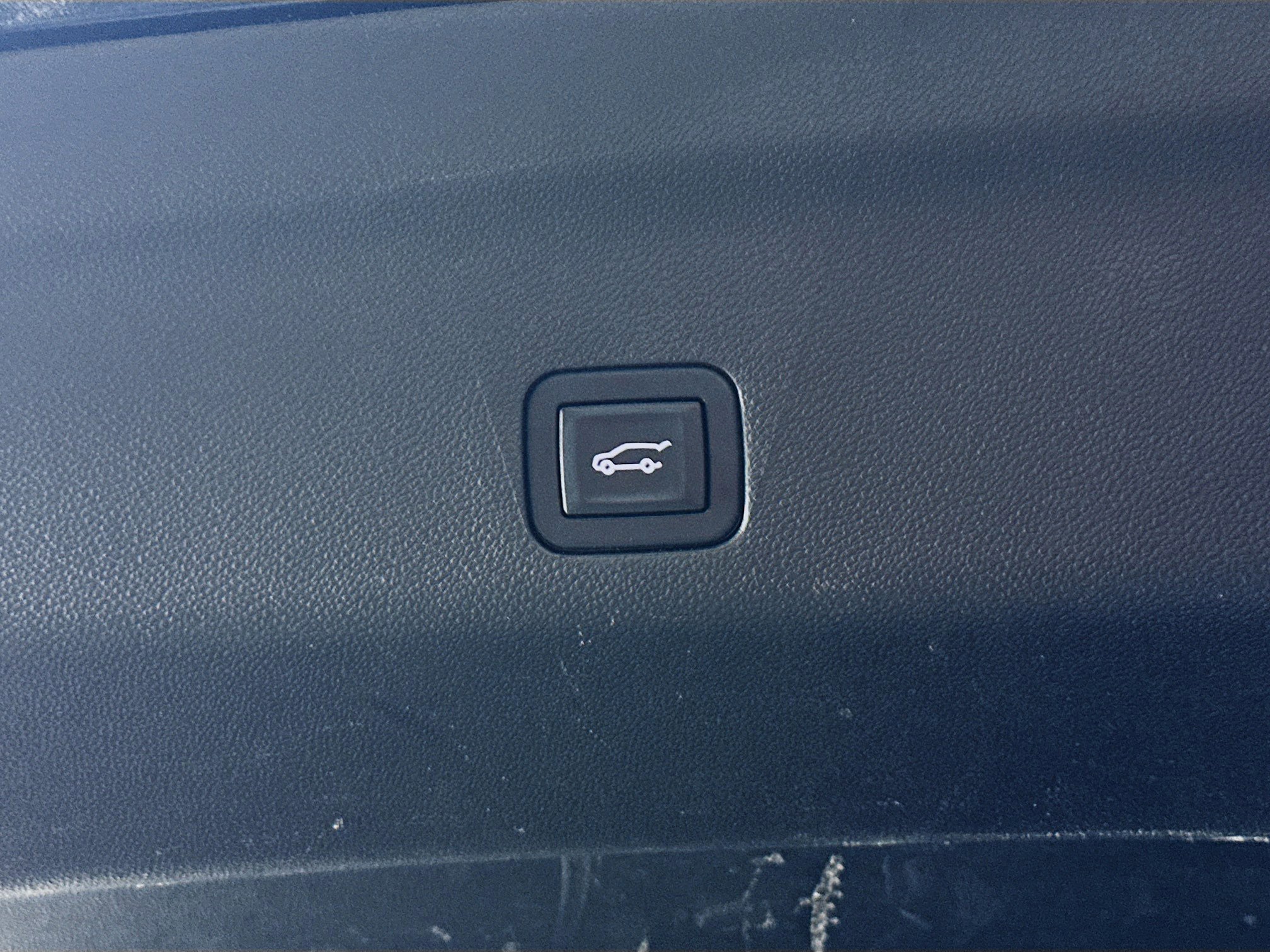 Used 2025 Chevrolet Tahoe Premier image 31