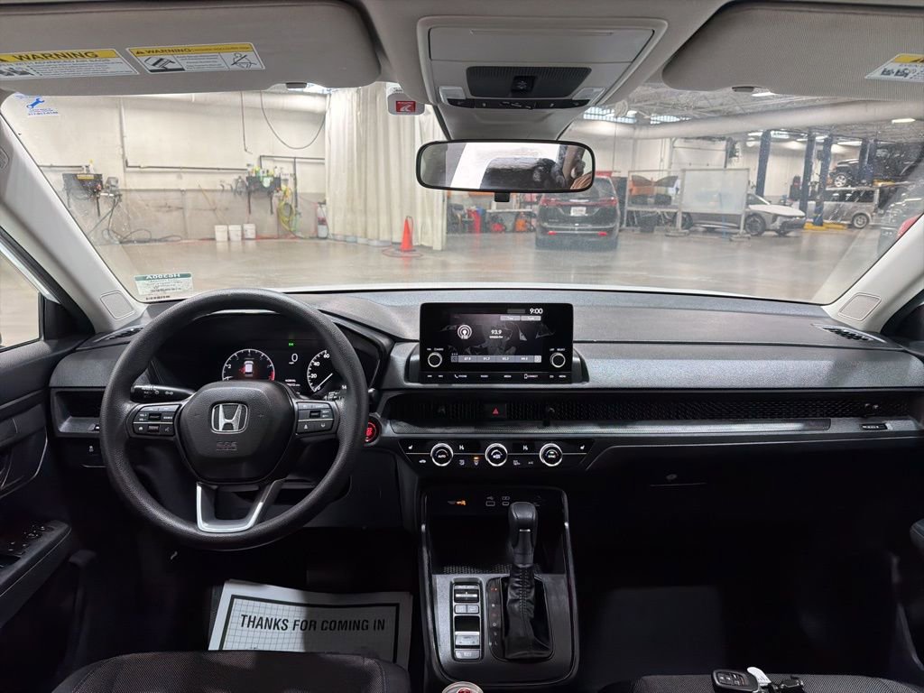 Used 2025 Honda CR-V EX image 12