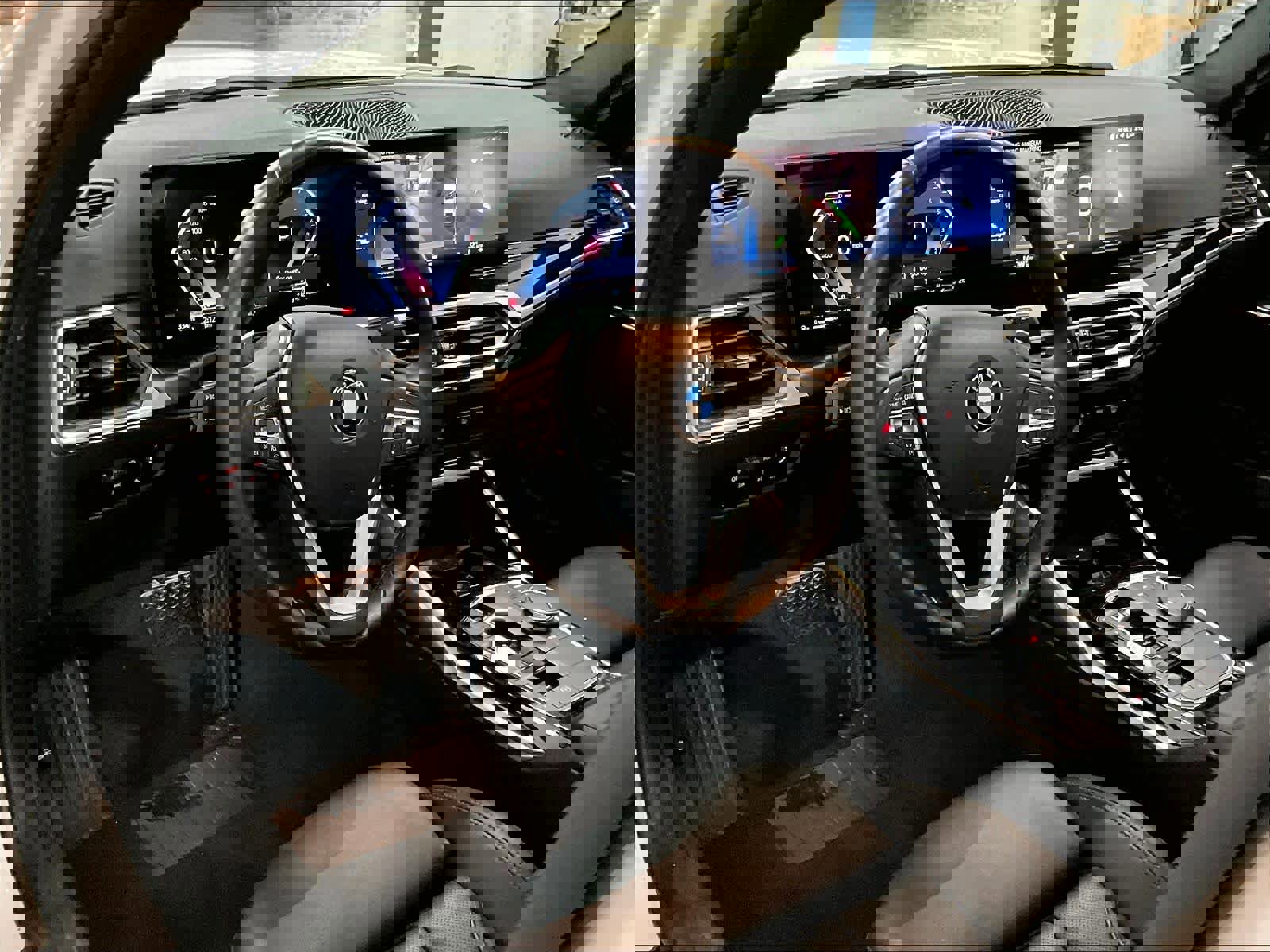 Used 2024 BMW 330i Sedan w/ Convenience Package image 16