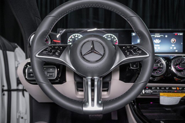 New 2025 Mercedes-Benz CLA 250 image 21