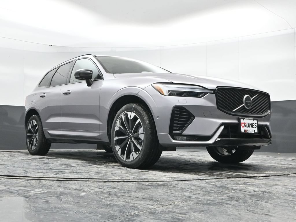 New 2026 Volvo XC60 B5 Plus w/ Protection Package Premier AWD/4WD image 40