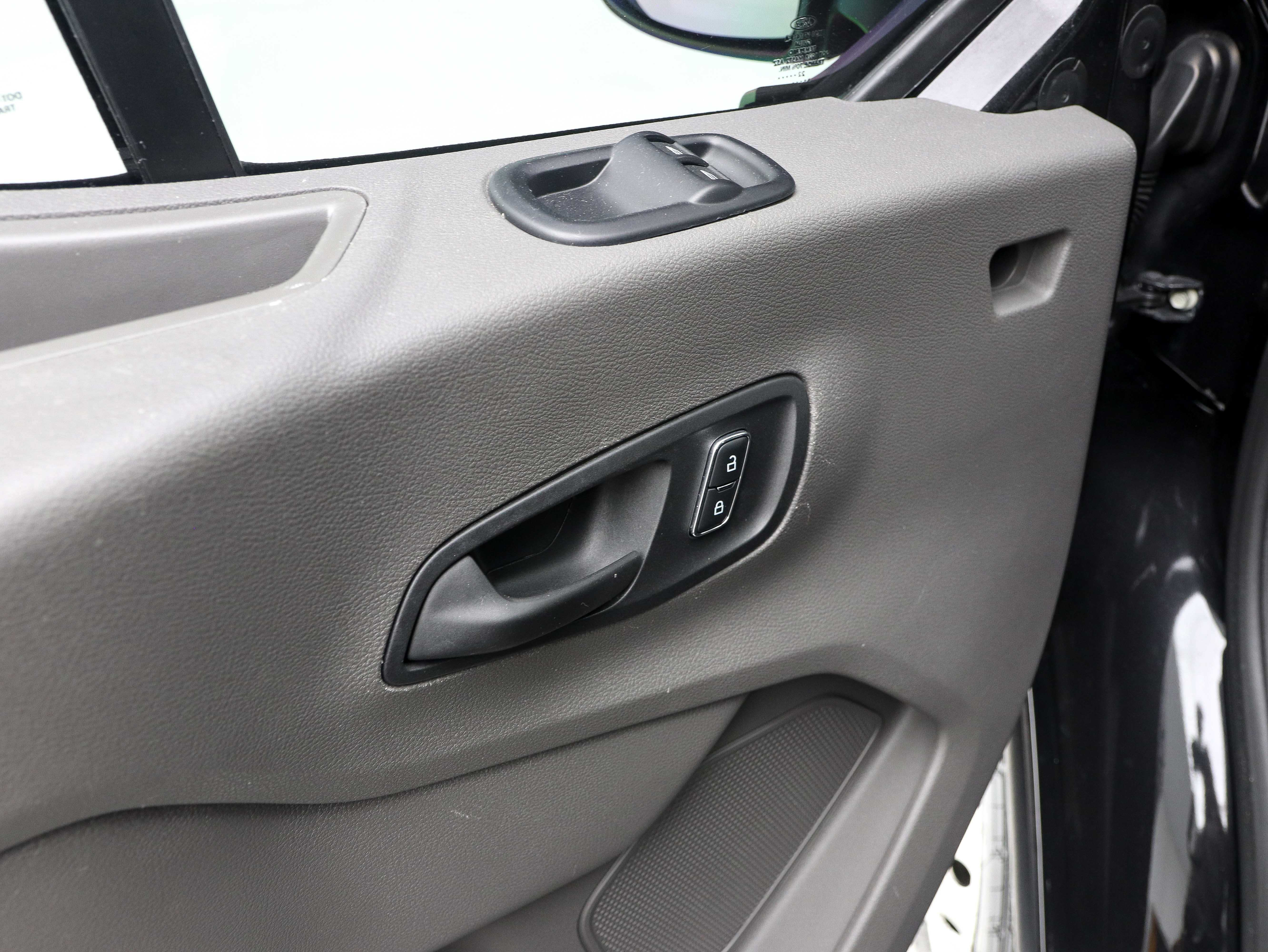 Used 2022 Ford Transit 350 XLT image 22