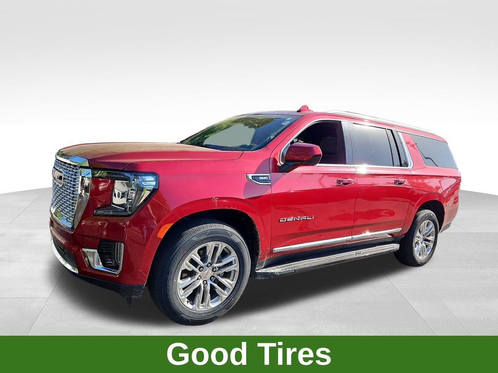 Used 2021 GMC Yukon XL SLT image 3