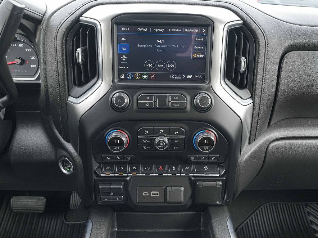 Used 2021 Chevrolet Silverado 1500 LTZ w/ Safety Package II AWD/4WD image 32