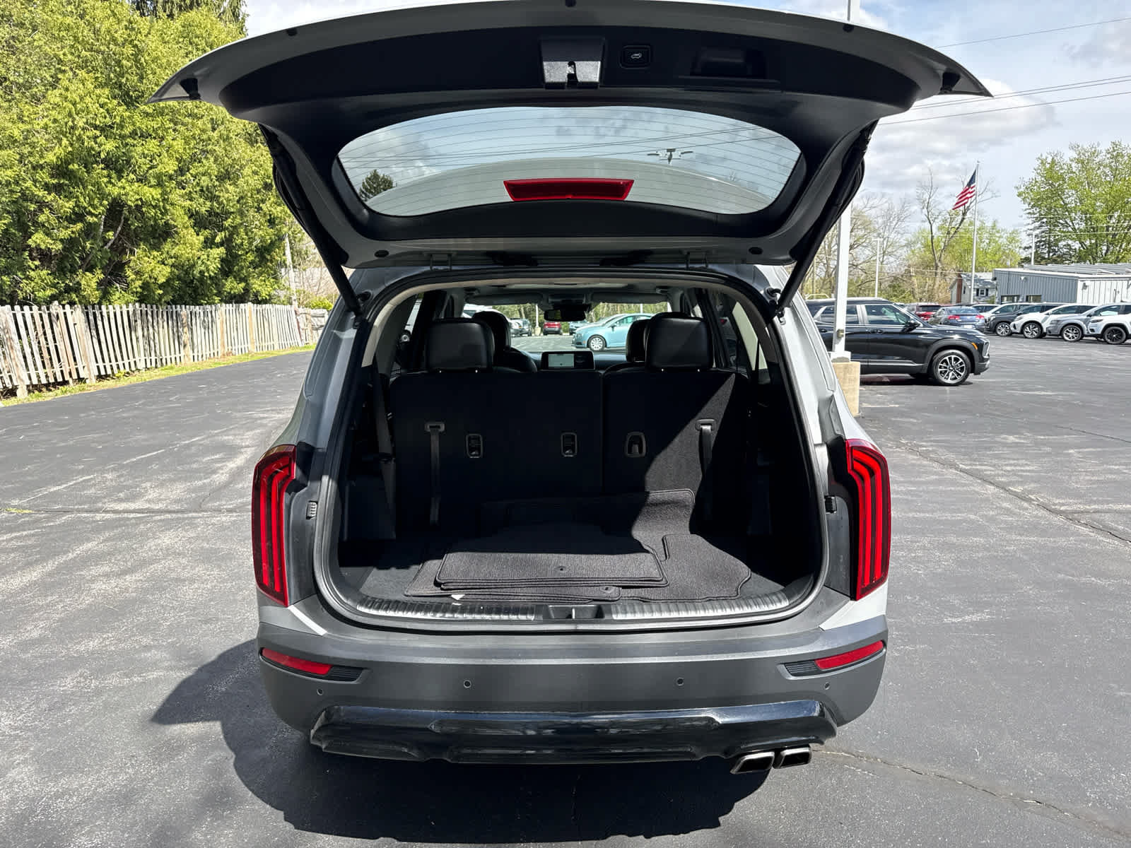 Used 2022 Kia Telluride SX w/ SX Prestige Package AWD/4WD image 18