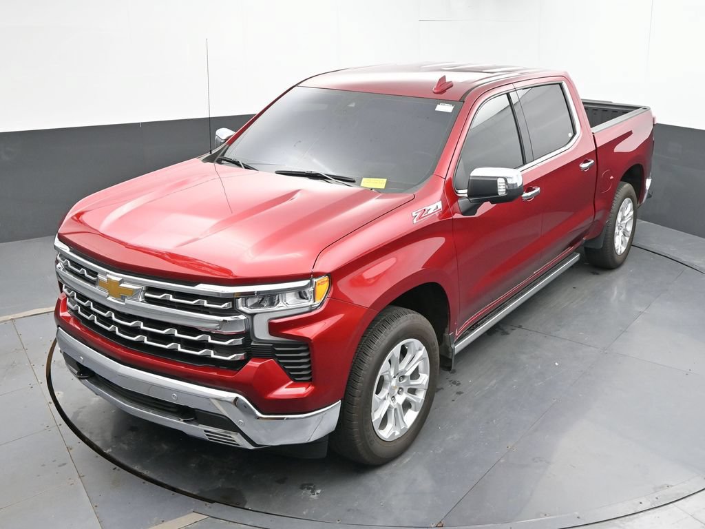 Used 2023 Chevrolet Silverado 1500 LTZ w/ Technology Package AWD/4WD image 33