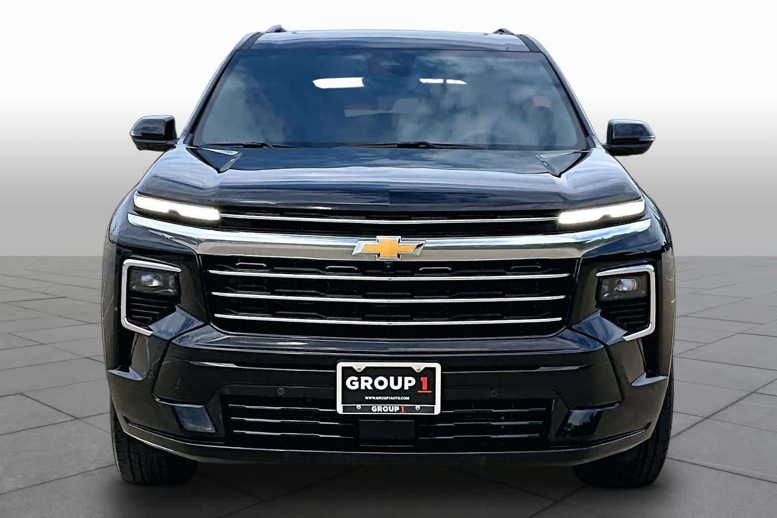 Used 2025 Chevrolet Traverse High Country w/ LPO, Floor Liner Package FWD image 4