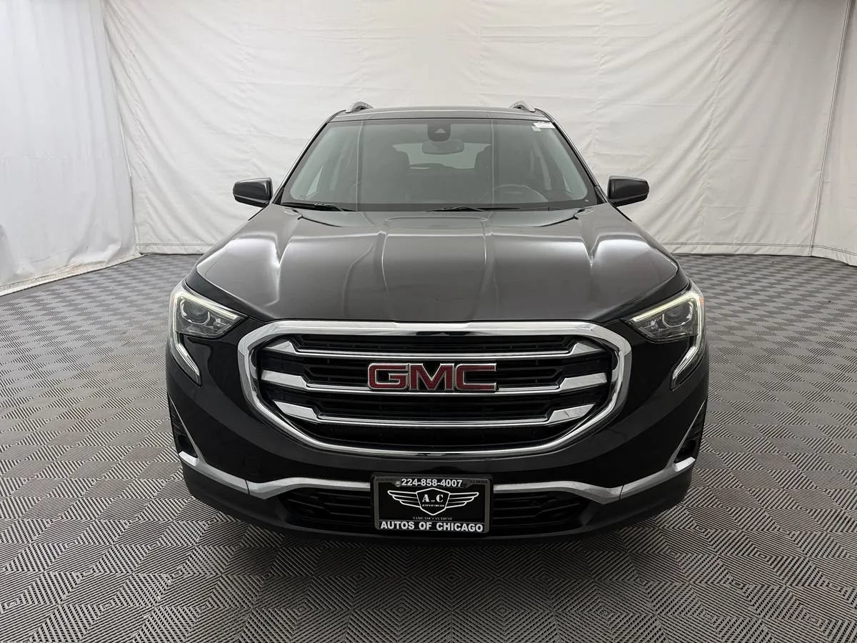 Used 2021 GMC Terrain SLT w/ Infotainment Package II FWD image 3