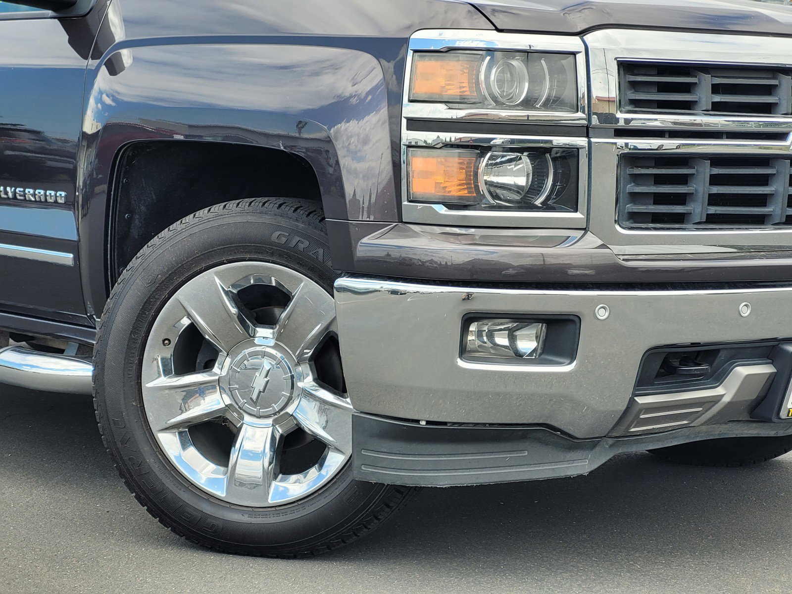 Used 2014 Chevrolet Silverado 1500 LTZ Z71 w/ LTZ Plus Package AWD/4WD image 3
