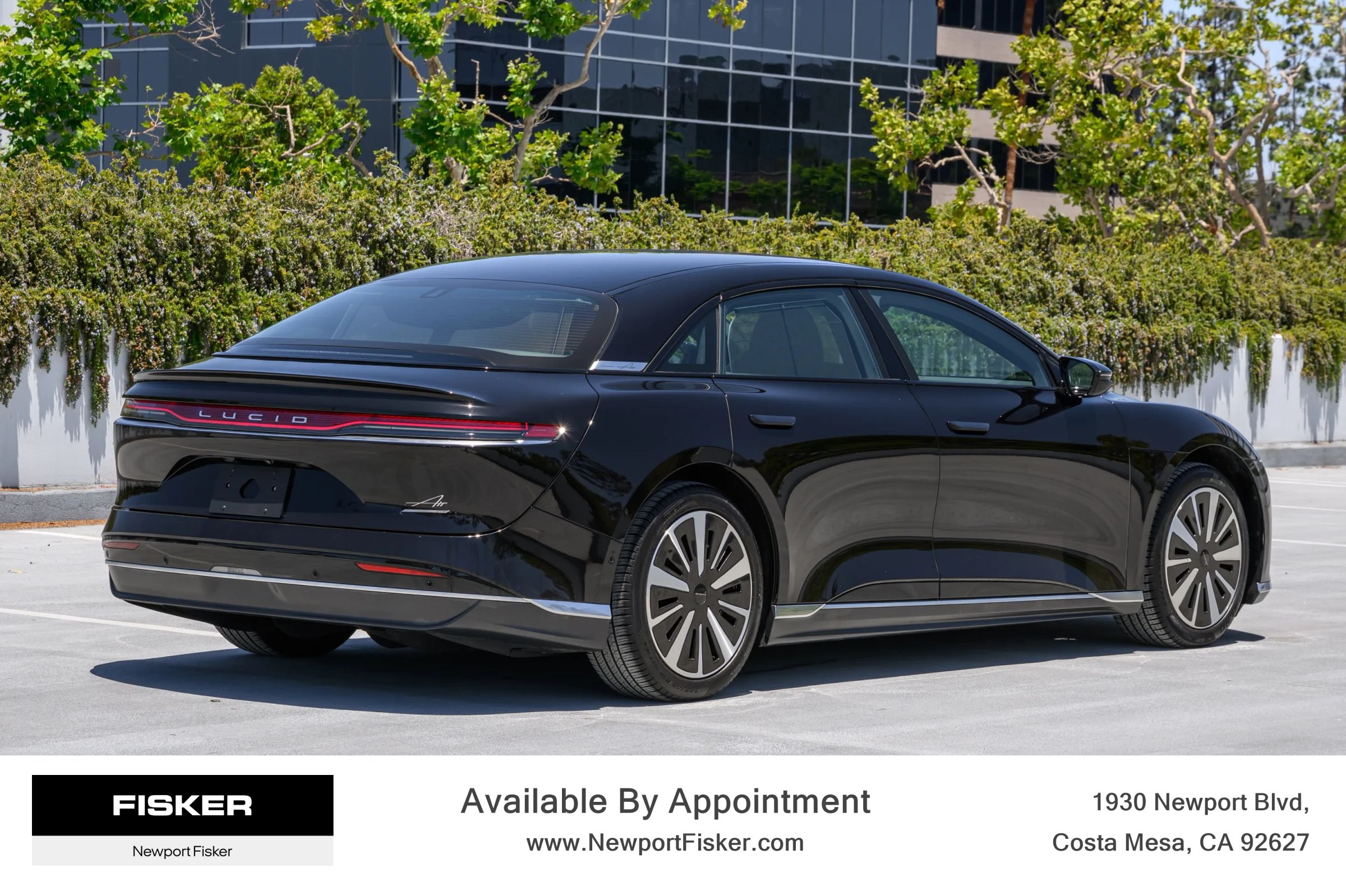 Used 2024 Lucid Air Touring AWD/4WD image 7