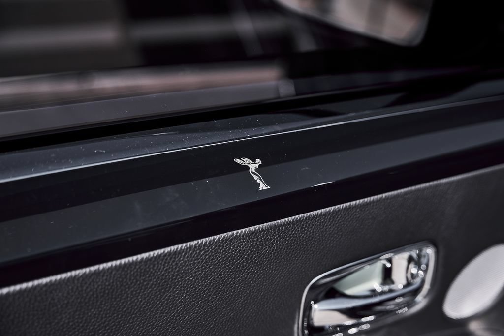 Used 2014 Rolls-Royce Ghost RWD image 35