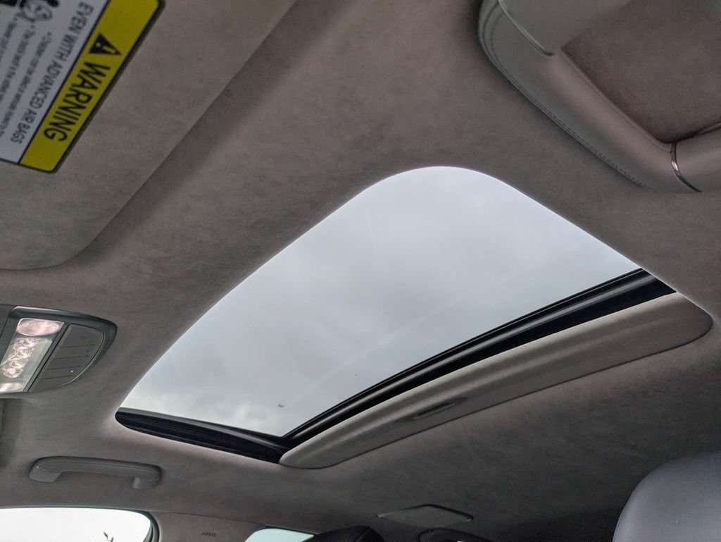 Used 2019 Genesis G90 5.0 Ultimate RWD image 15