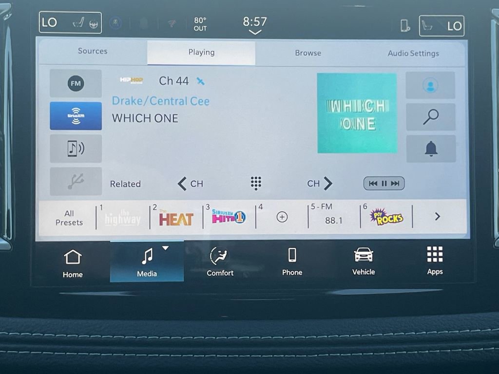 New 2026 Chrysler Pacifica Select image 8