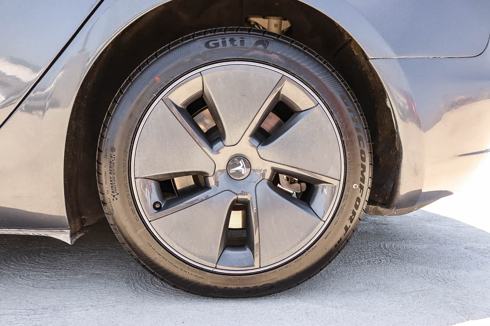 Used 2023 Tesla Model 3 Standard Range RWD image 10