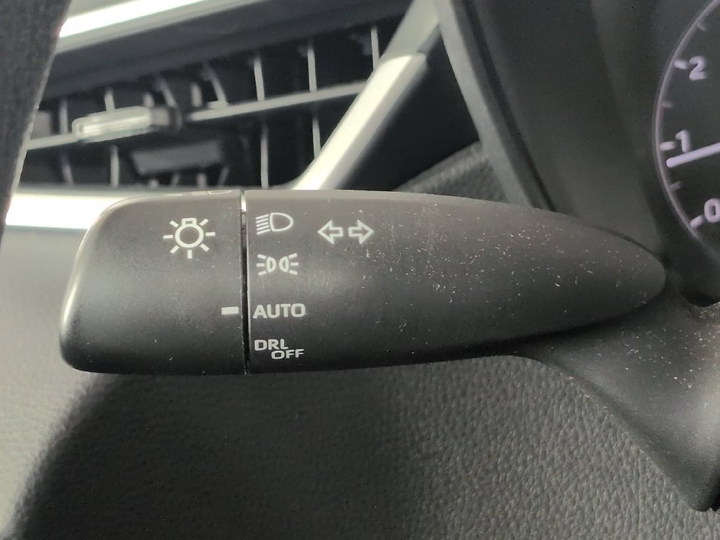 Used 2024 Toyota Corolla LE FWD image 38