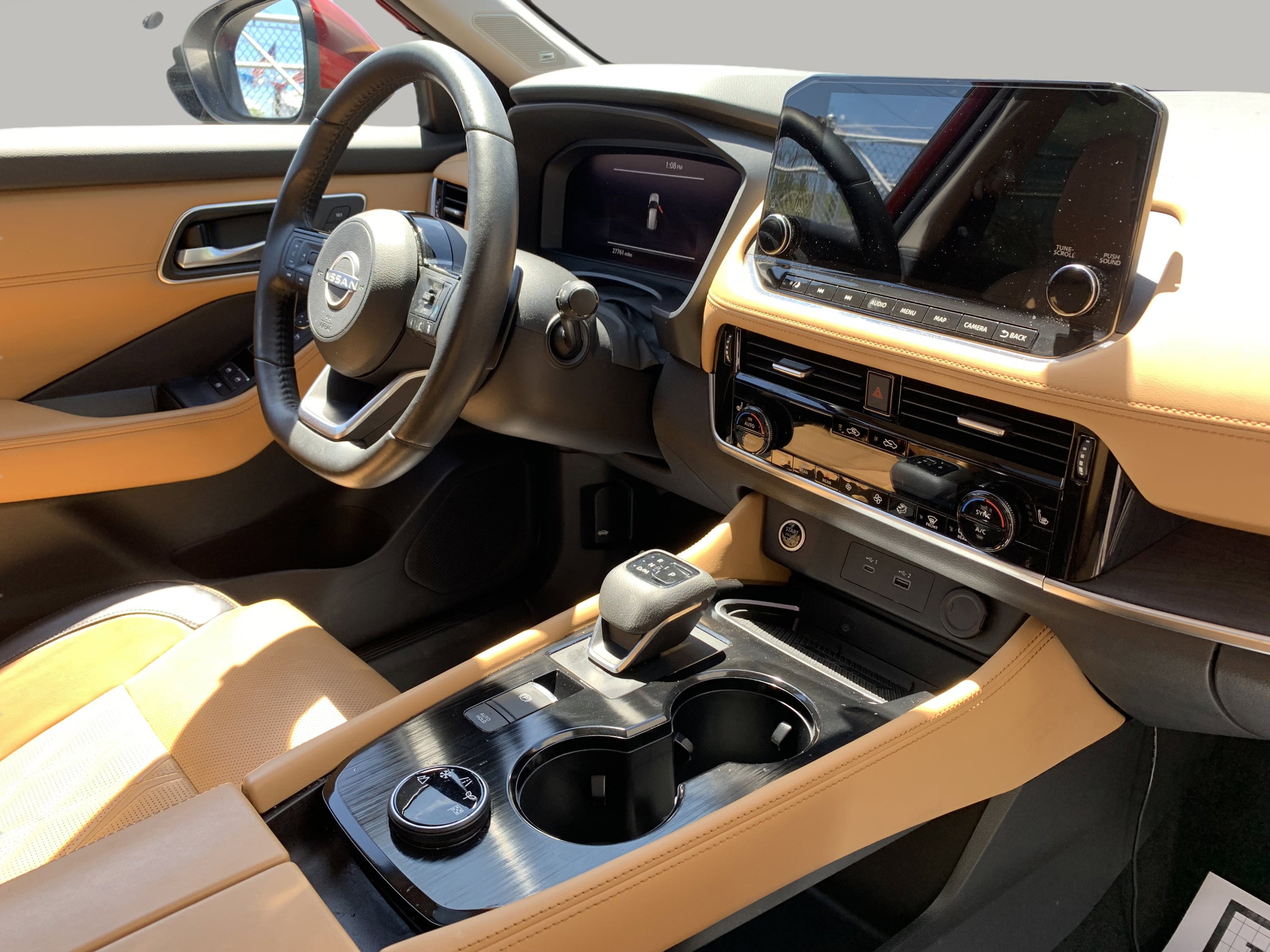 Used 2023 Nissan Rogue Platinum image 34