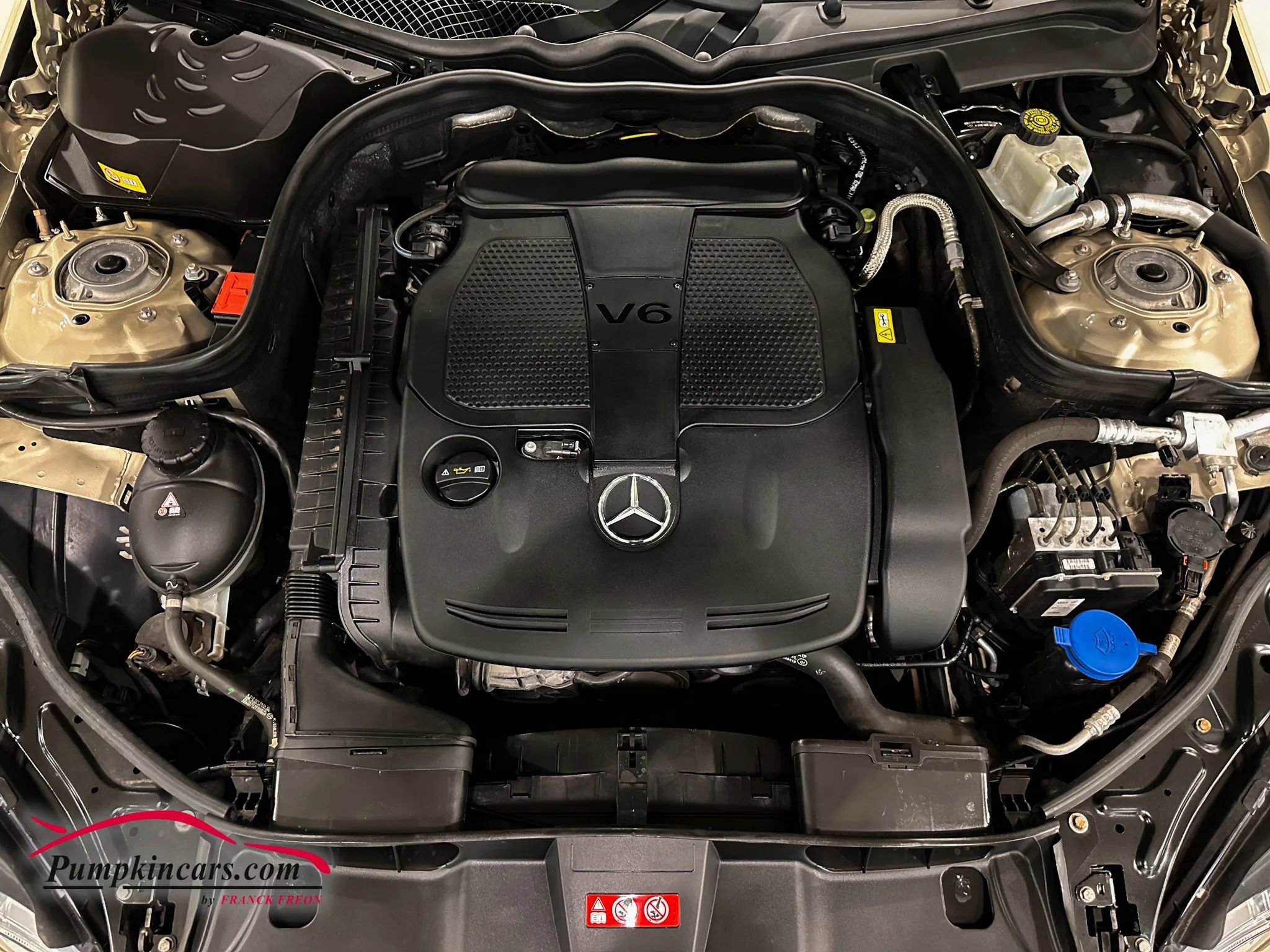 Used 2013 Mercedes-Benz E 350 Luxury w/ Premium 1 Pkg image 9
