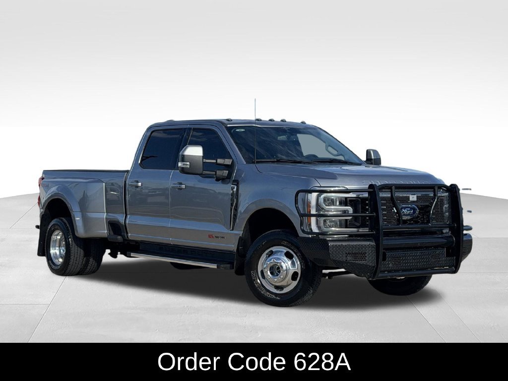 Used 2023 Ford F350 Lariat w/ FX4 Off-Road Package AWD/4WD image 2