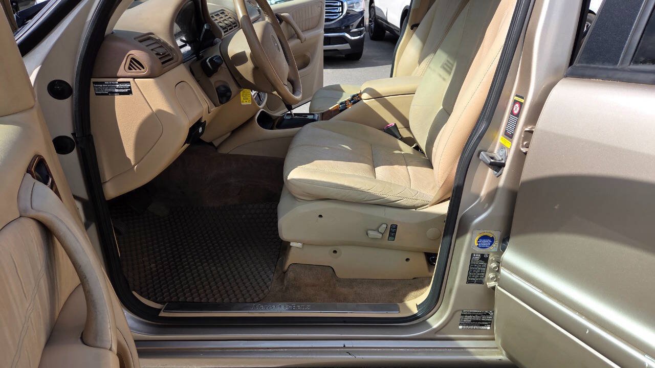 Used 2001 Mercedes-Benz ML 320 4MATIC image 24