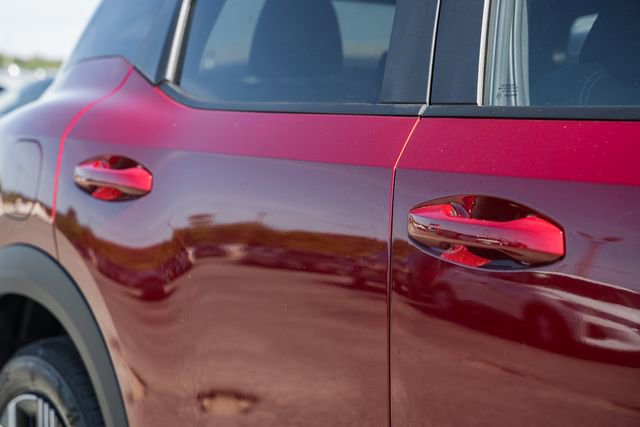 New 2026 Nissan Kicks SV image 14