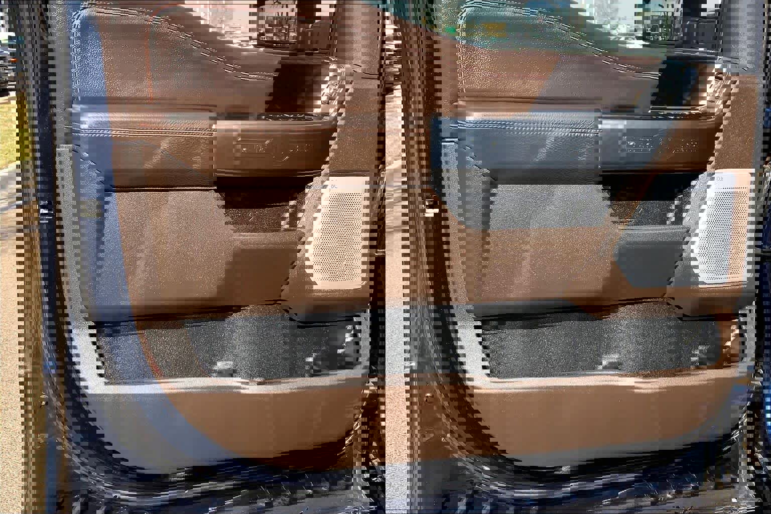 Certified 2025 Ford F450 King Ranch w/ FX4 Off-Road Package AWD/4WD image 22