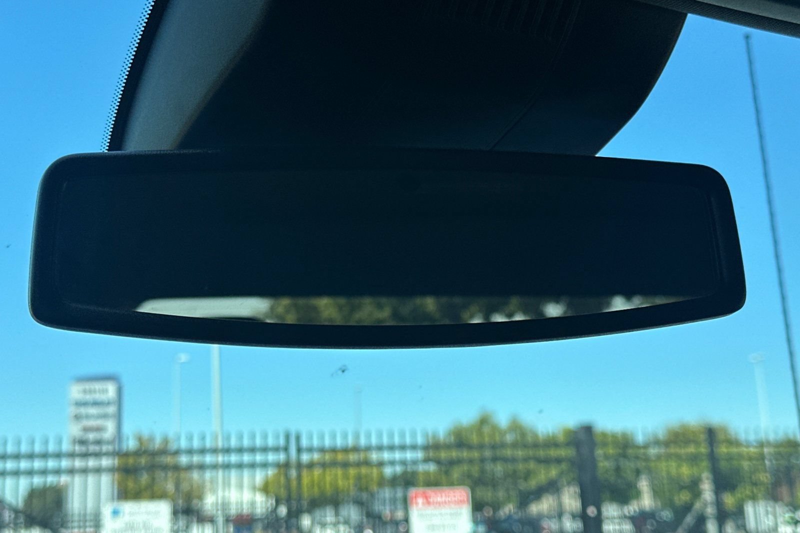 Used 2025 GMC Sierra 1500 SLT RWD image 23