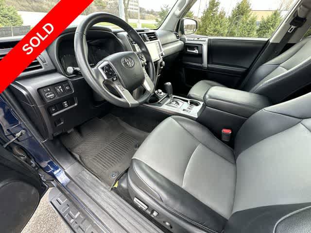 Used 2021 Toyota 4Runner SR5 Premium w/ Moonroof Package AWD/4WD image 17