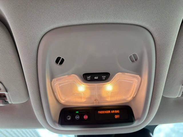 Used 2025 Chevrolet TrailBlazer LT AWD/4WD image 21