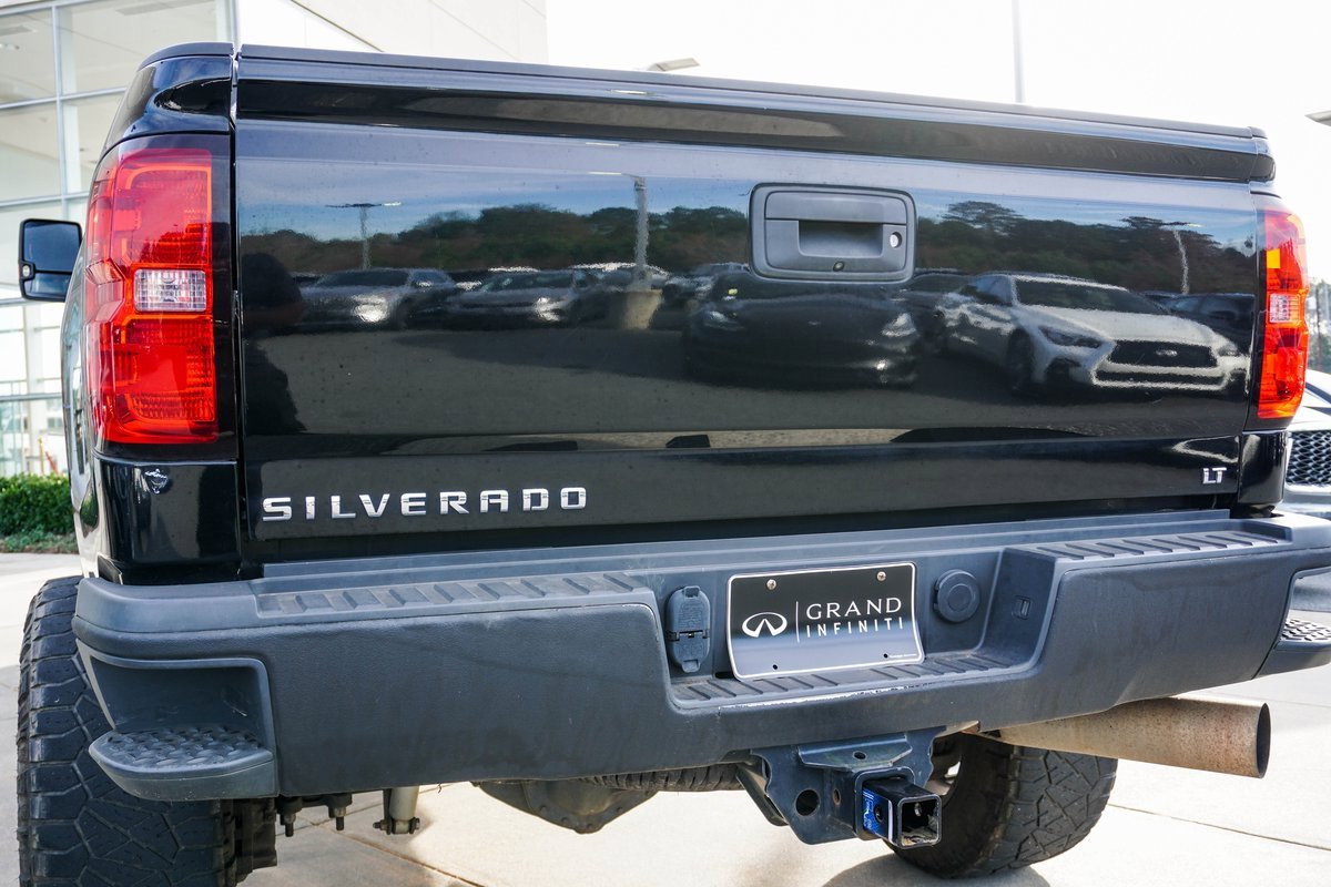 Used 2016 Chevrolet Silverado 2500 LT w/ LT Convenience Package image 11